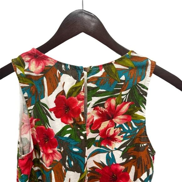 EVERLY Women's Red Green Floral Keyhole Back Ruffle Tank Top Size S - Picture 6 of 9